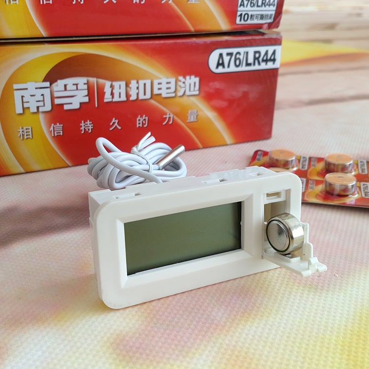 嵌入式电池仓前置液晶显示温度计保温箱冷藏箱温度计冷链温度计【南北川行】 嵌入式电池仓前置液晶显示温度计保温箱冷藏箱温度计冷链温度计【南北川行】